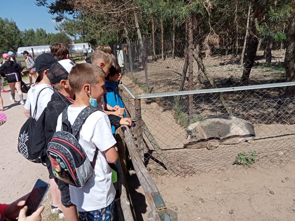 Uczniowie podczas wycieczki do Doliny Charlotty